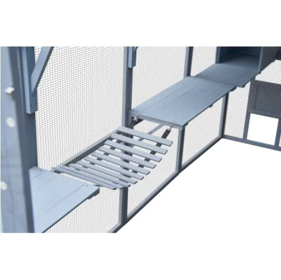 Outdoor Cat House & Enclosure